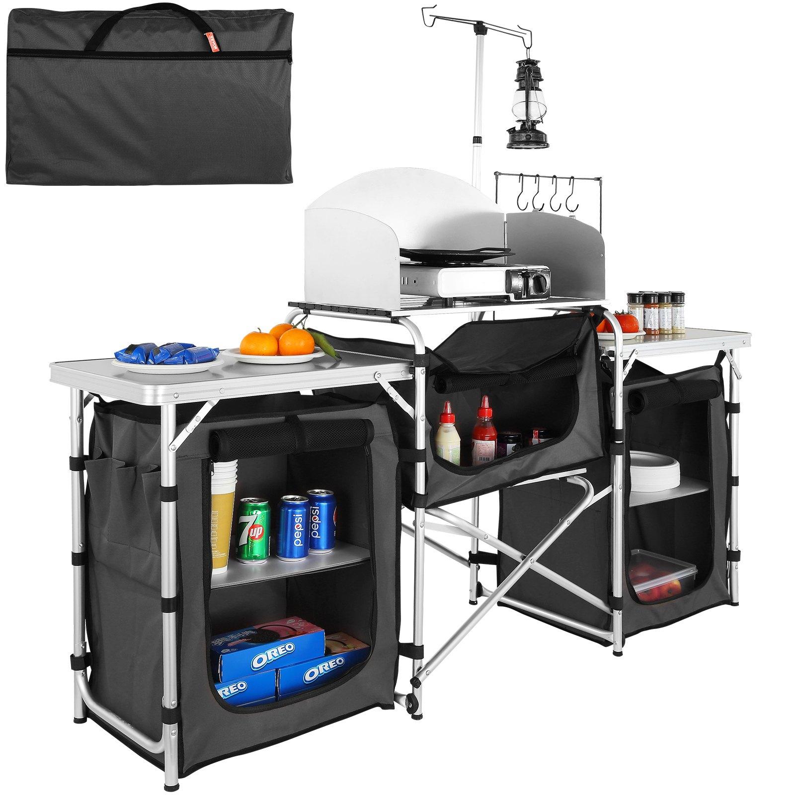 Outdoor Camping Kitchen Setup - 【父の日ギフト】VEVOR折りたたみ式アルミ製キャンプキッチンステーション - 3つの収納棚、取り外し可能な防風スクリーン、収納用キャリーバッグ、クイックセットアップキャンプ家具、BBQやRV旅行に最適なポータブルアウトドアテーブル、ポータブルピクニックテーブル、アウトドアグリルテーブル